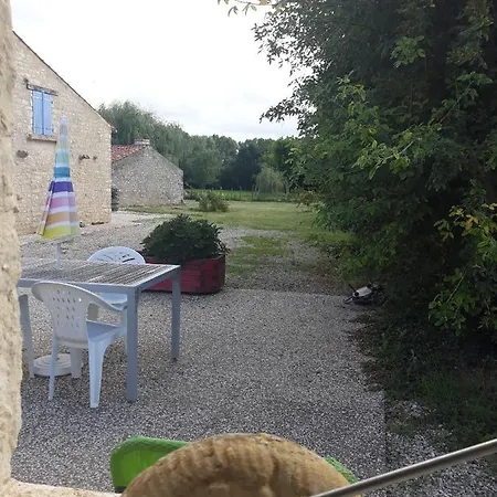 La Maison Neuve Holiday home *