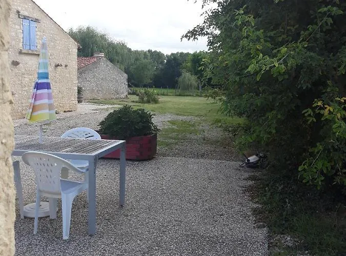 La Maison Neuve Holiday home *